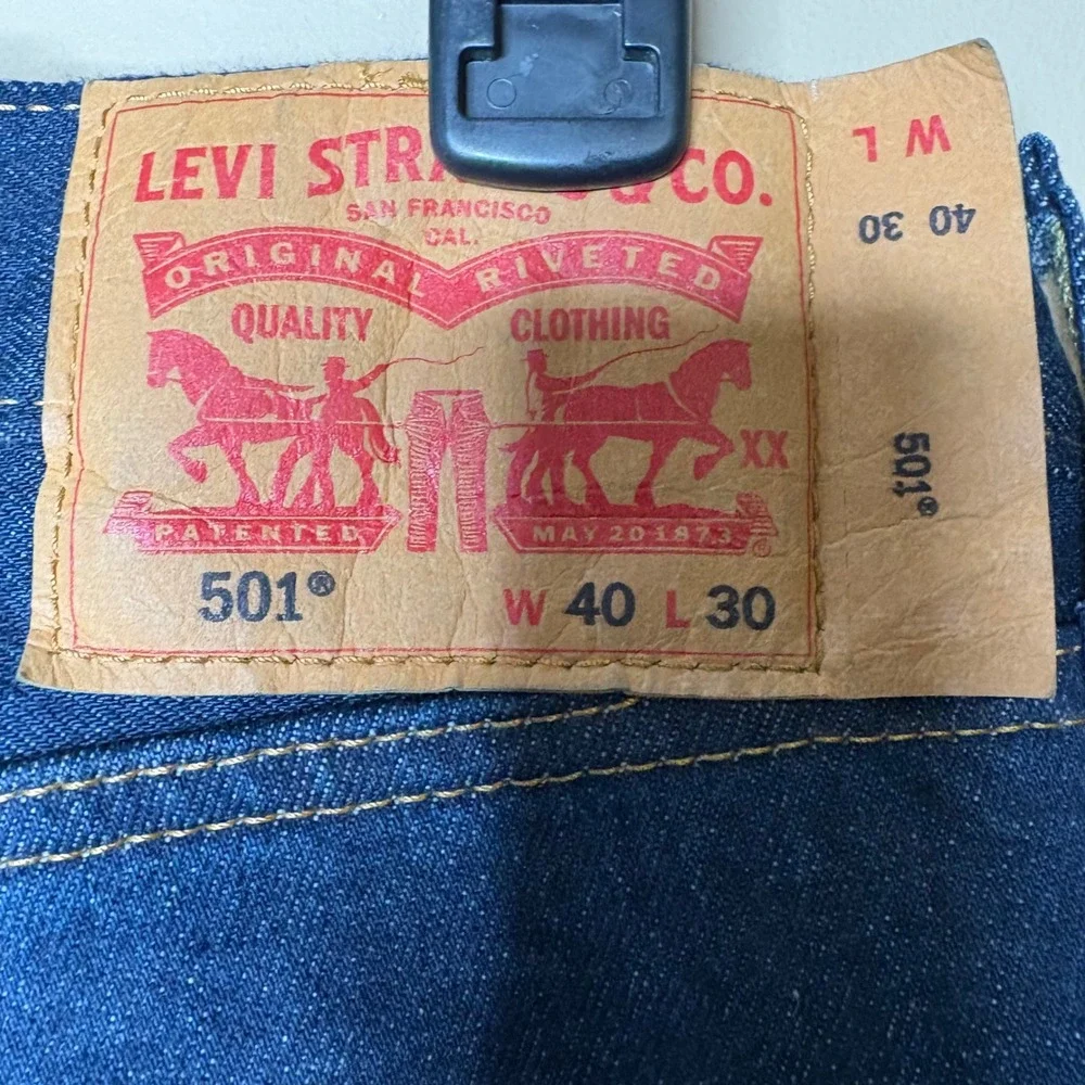 Levis 501 Button Fly Original Fit Mens Dark Wash Jeans W40 L30 Classic Workwear